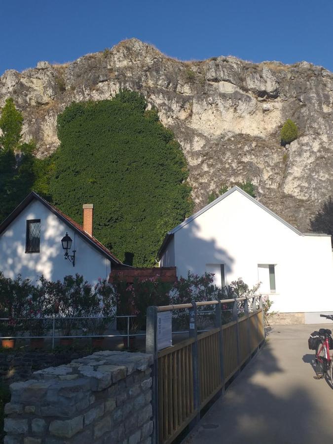 Galeria Villa Veszprém Exterior foto