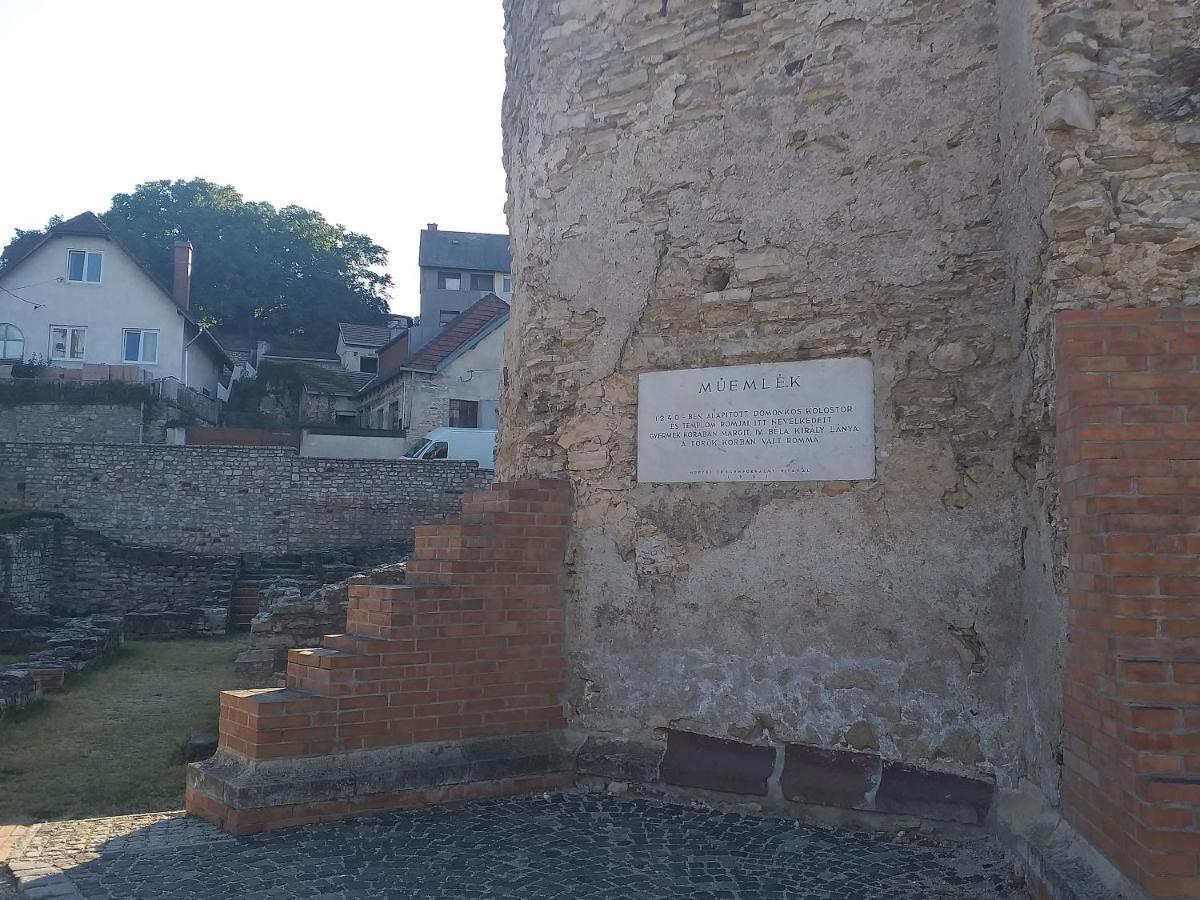 Galeria Villa Veszprém Exterior foto