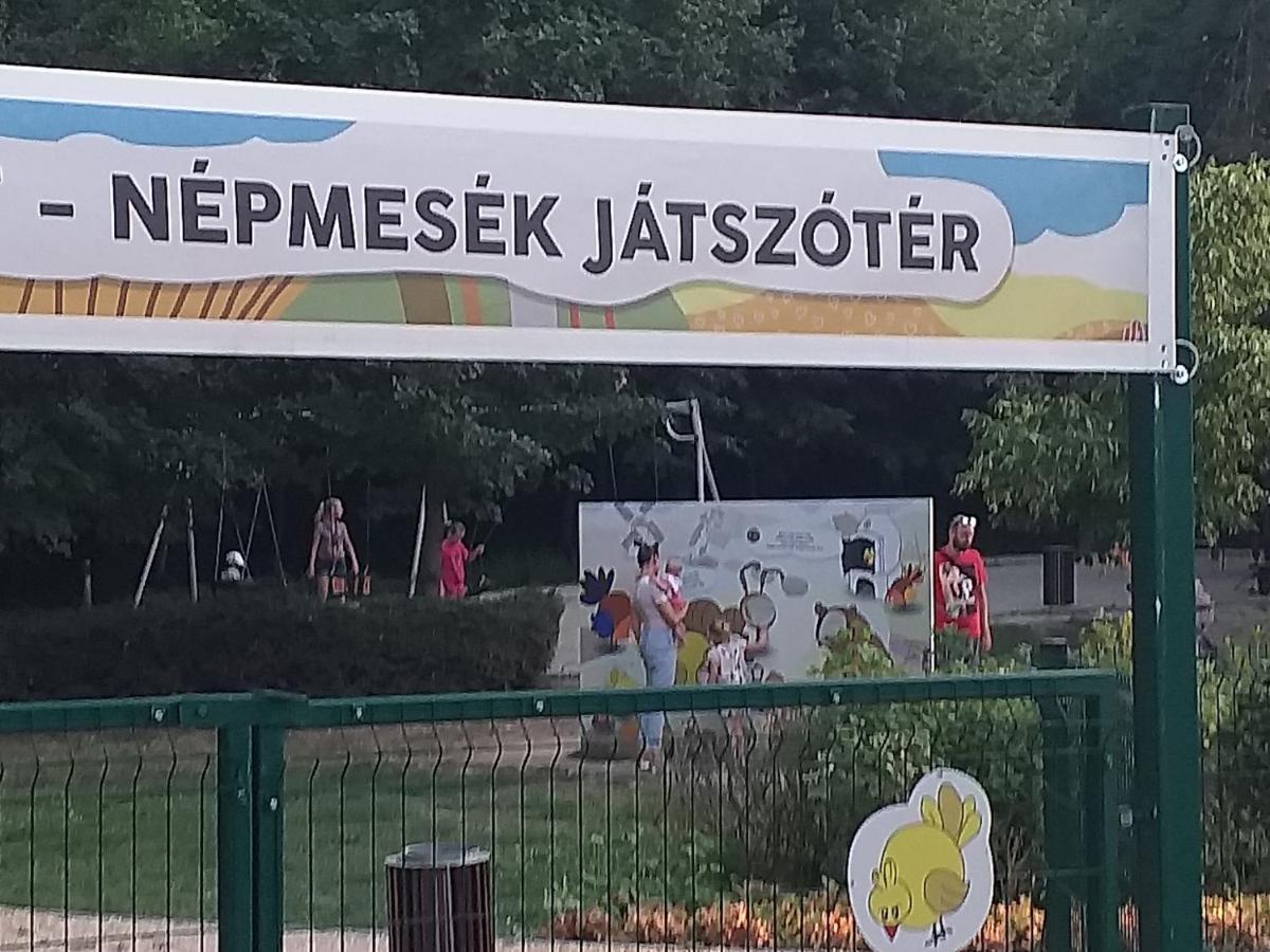 Galeria Villa Veszprém Exterior foto